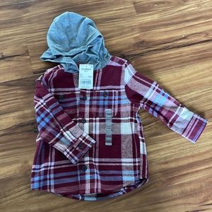 Carters nwt hooded flannel size 18M